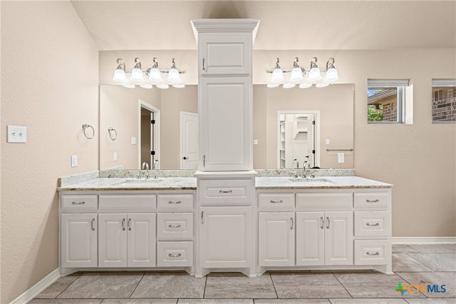 2007 Chamberlain Lane, Temple, TX 76502