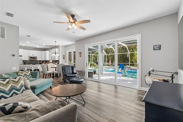 10201 GARDEN ALCOVE DRIVE, Tampa, FL 33647