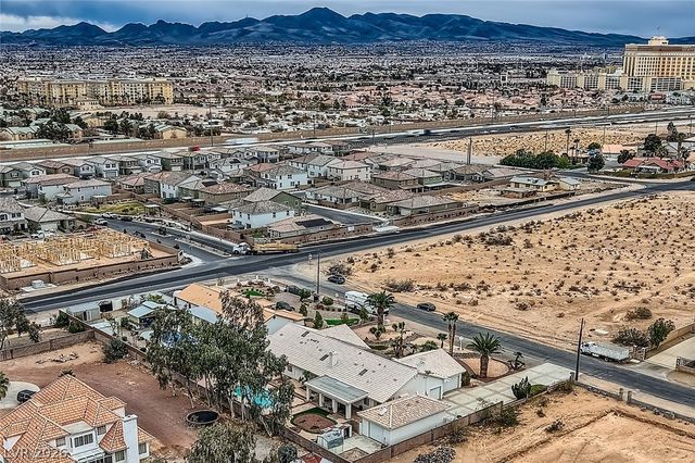 3290 Vicki Avenue, Las Vegas, NV 89139