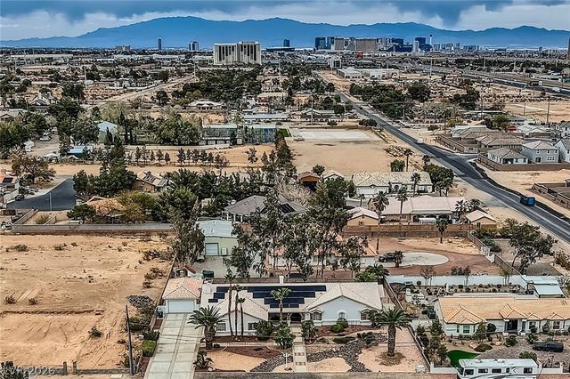 3290 Vicki Avenue, Las Vegas, NV 89139