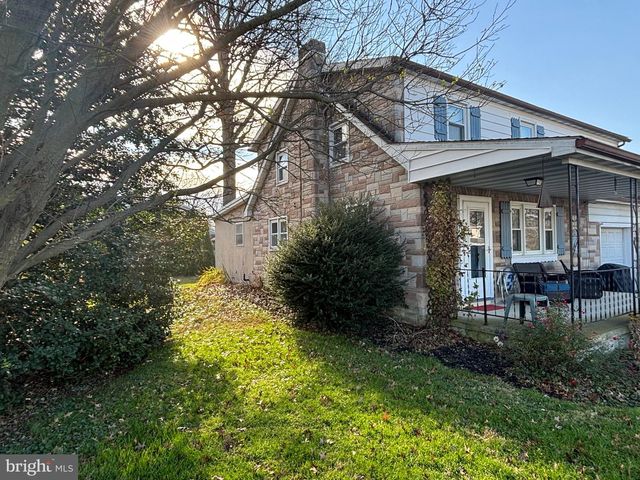 116 CASEY DR, Willow Street, PA 17584