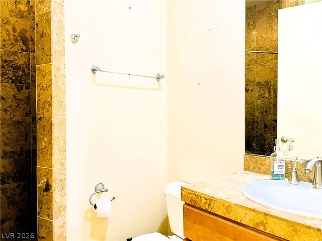 360 East Desert Inn Road 507, Las Vegas, NV 89109