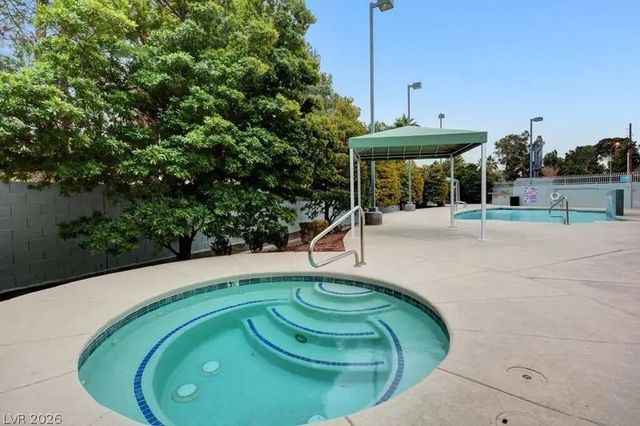 360 East Desert Inn Road 507, Las Vegas, NV 89109