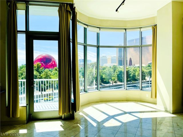 360 East Desert Inn Road 507, Las Vegas, NV 89109