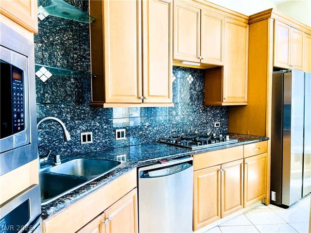 360 East Desert Inn Road 507, Las Vegas, NV 89109