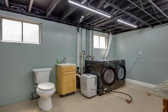 420 N Walnut Street, Janesville, WI 53548
