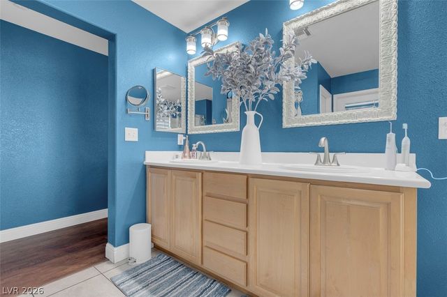 6258 Golden Rain Street, North Las Vegas, NV 89031