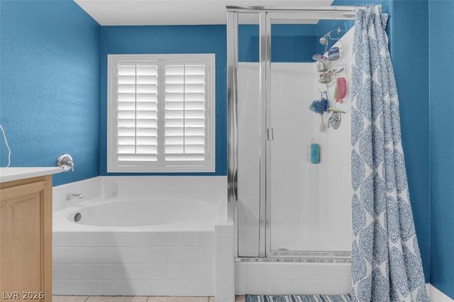 6258 Golden Rain Street, North Las Vegas, NV 89031