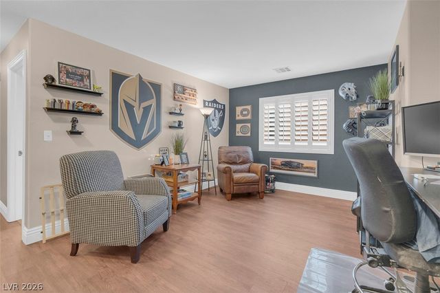 6258 Golden Rain Street, North Las Vegas, NV 89031