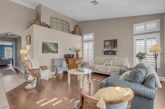 6258 Golden Rain Street, North Las Vegas, NV 89031