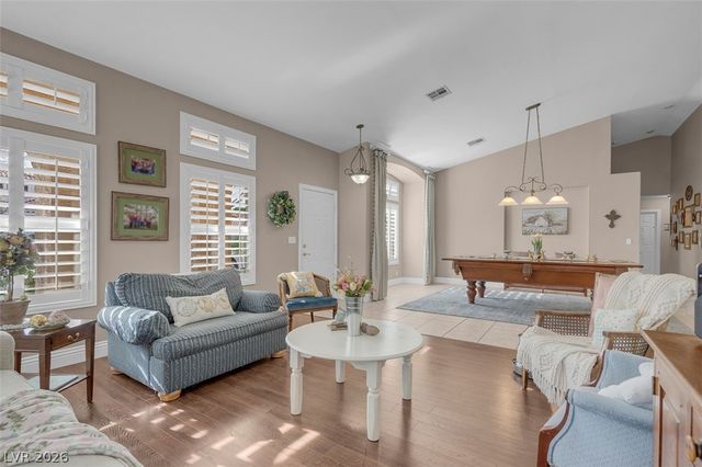 6258 Golden Rain Street, North Las Vegas, NV 89031