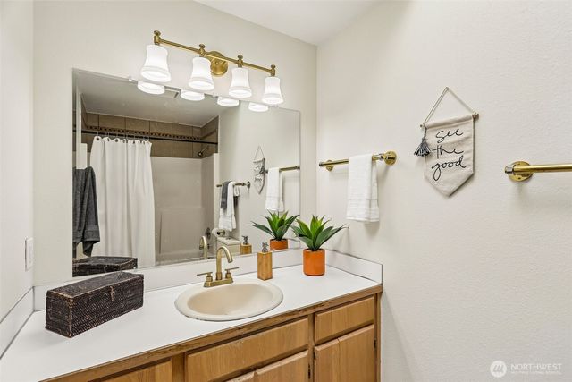 18110 81st Street E, Bonney Lake, WA 98391
