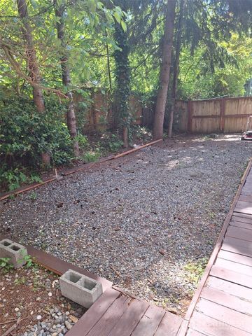 18110 81st Street E, Bonney Lake, WA 98391