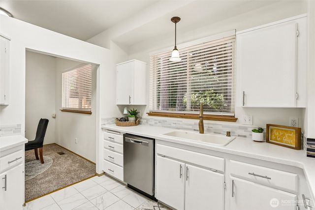 18110 81st Street E, Bonney Lake, WA 98391