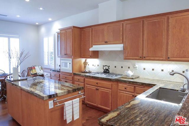 5338 Via Dolores, Newbury Park (thousand Oaks), CA 91320