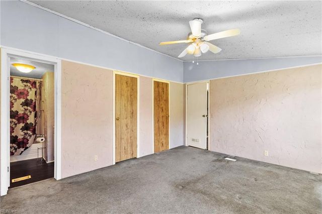 137 Robert Walker RD, Moyock, NC 27958