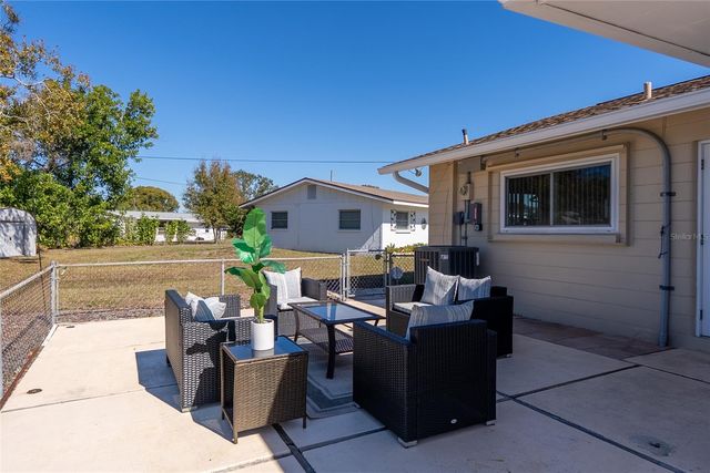 2622 BIGELOW DRIVE, Sarasota, FL 34239