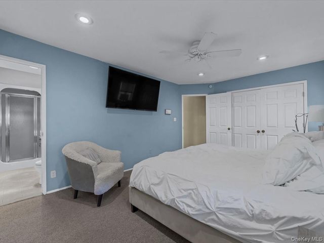 69 Roger Drive, Port Washington, NY 11050