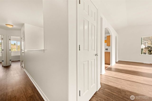 2205 Cooper Crest Place NW, Olympia, WA 98502