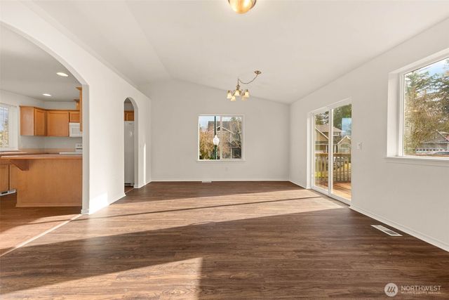 2205 Cooper Crest Place NW, Olympia, WA 98502