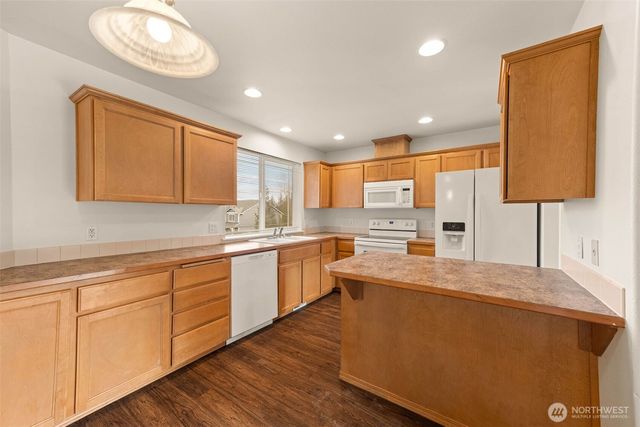 2205 Cooper Crest Place NW, Olympia, WA 98502