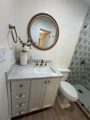 16022 Kilmarnock Drive 16022, Miami Lakes, FL 33014