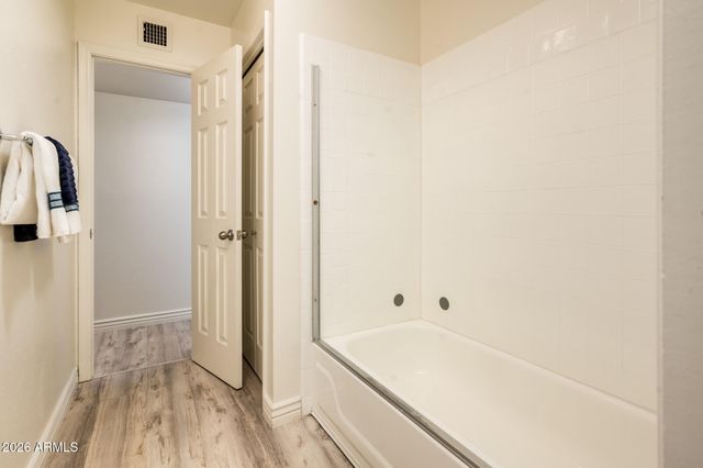 8407 E Crestwood Way, Scottsdale, AZ 85250