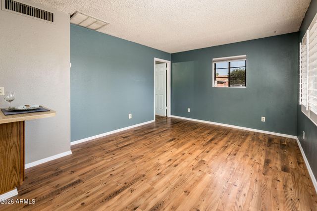 8407 E Crestwood Way, Scottsdale, AZ 85250