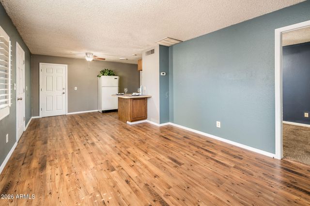 8407 E Crestwood Way, Scottsdale, AZ 85250