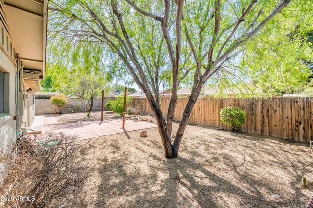 8407 E Crestwood Way, Scottsdale, AZ 85250