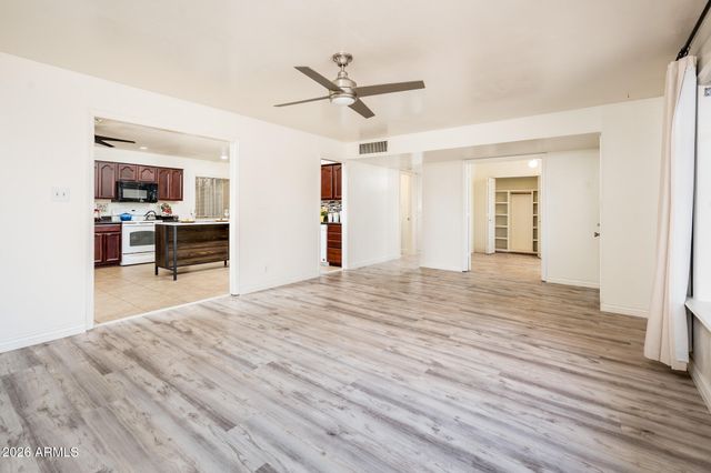 8407 E Crestwood Way, Scottsdale, AZ 85250