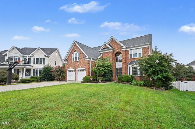 10209 Swanhaven Court, Raleigh, NC 27617