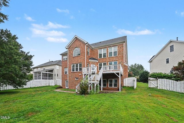 10209 Swanhaven Court, Raleigh, NC 27617