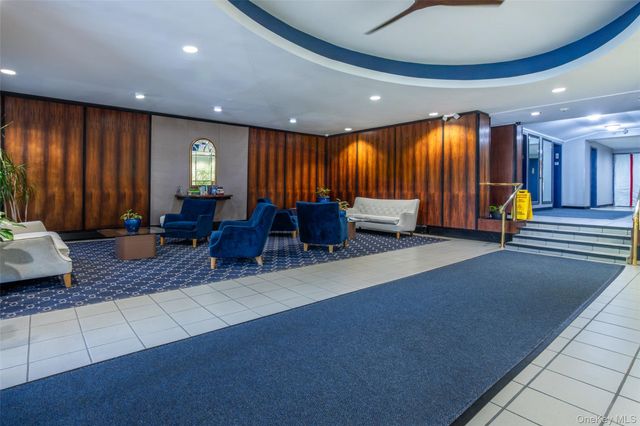 666 Pelham Road 7B, New Rochelle, NY 10805
