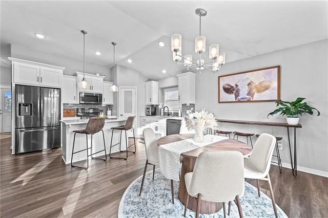 13295 N Silver Ridge Drive, Platte City, MO 64079