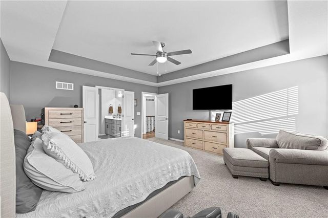 13295 N Silver Ridge Drive, Platte City, MO 64079