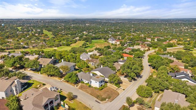 102 Paragon CT, Lakeway, TX 78734
