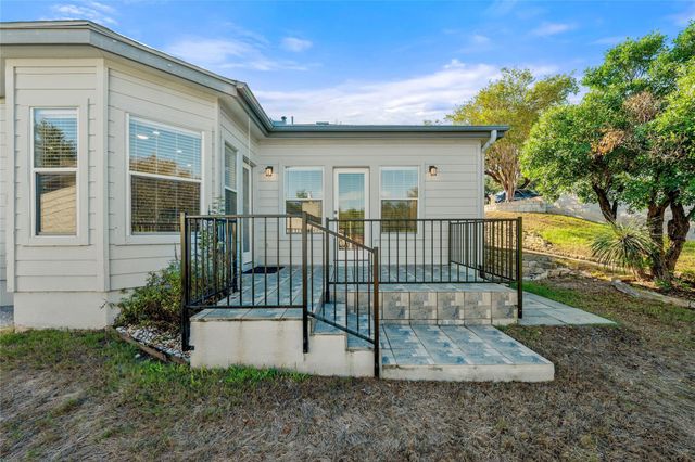 102 Paragon CT, Lakeway, TX 78734
