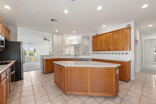 102 Paragon CT, Lakeway, TX 78734