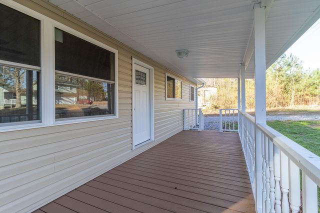 202 Yardley Lane, Tunnel Hill, GA 30755