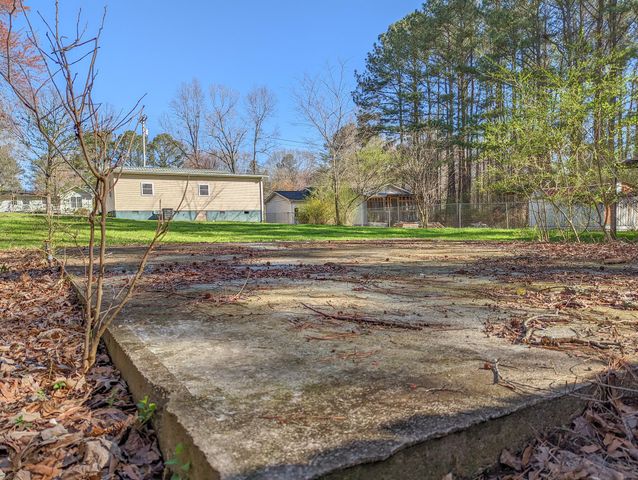 202 Yardley Lane, Tunnel Hill, GA 30755