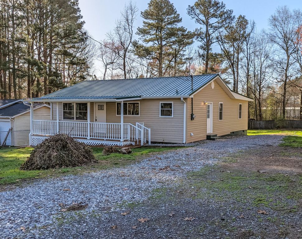 202 Yardley Lane, Tunnel Hill, GA 30755
