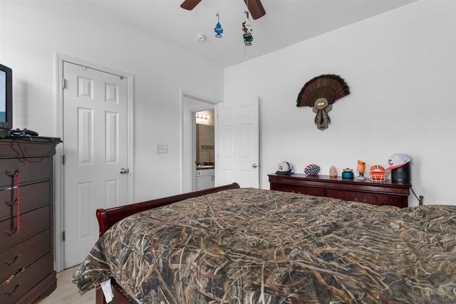 493 Garden Ave., Georgetown, SC 29440