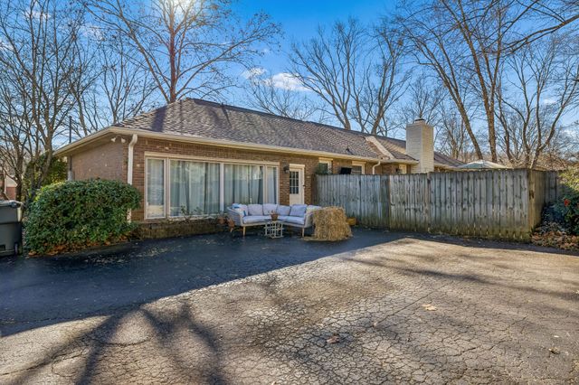 1403 Bowman Ln, Brentwood, TN 37027