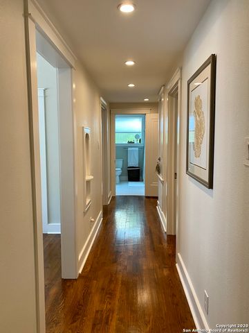107 W RIDGEWOOD CT, San Antonio, TX 78212