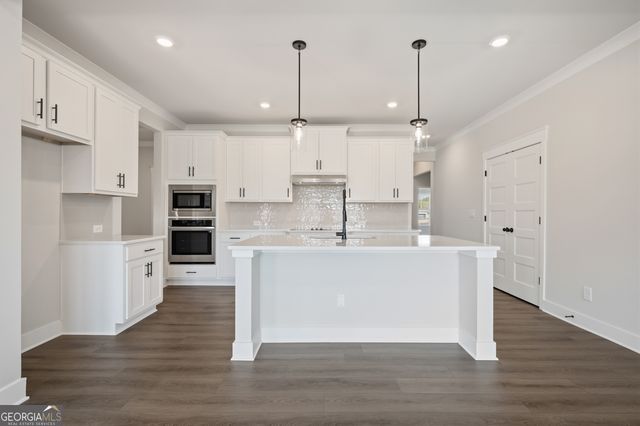 213 Cantrell View Court, Cartersville, GA 30120