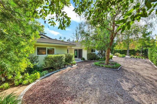 10471 Brightwood Drive, North Tustin, CA 92705