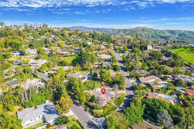 10471 Brightwood Drive, North Tustin, CA 92705