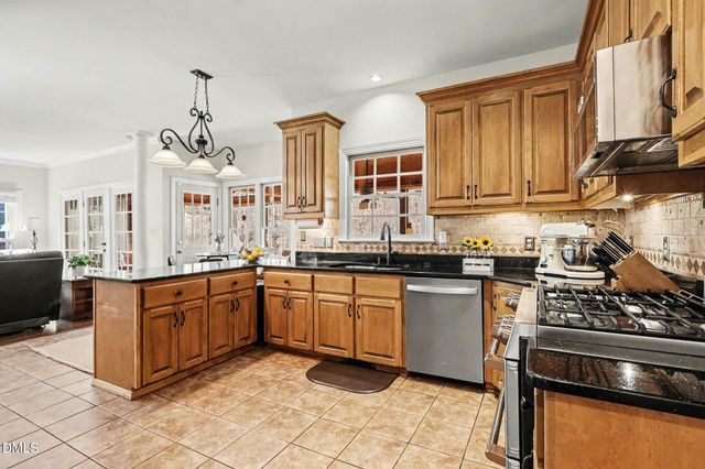 119 Felspar Way, Cary, NC 27518