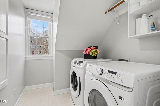 119 Felspar Way, Cary, NC 27518